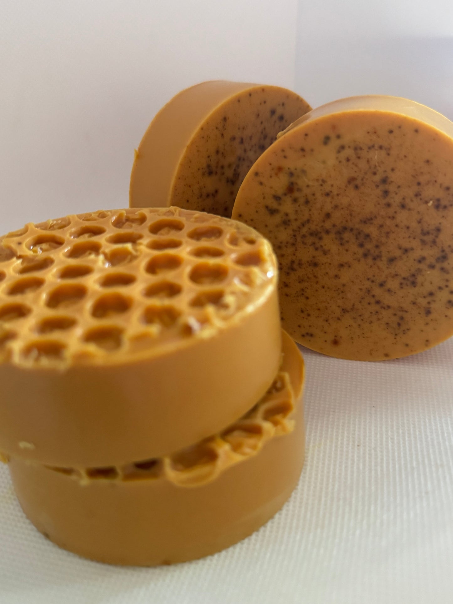 Turmeric & Goat milk bar