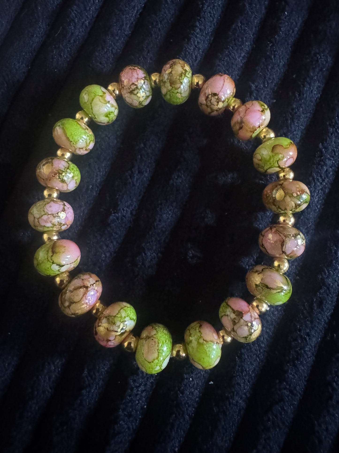 Mosaic Oil Glass Stretch Bracelet