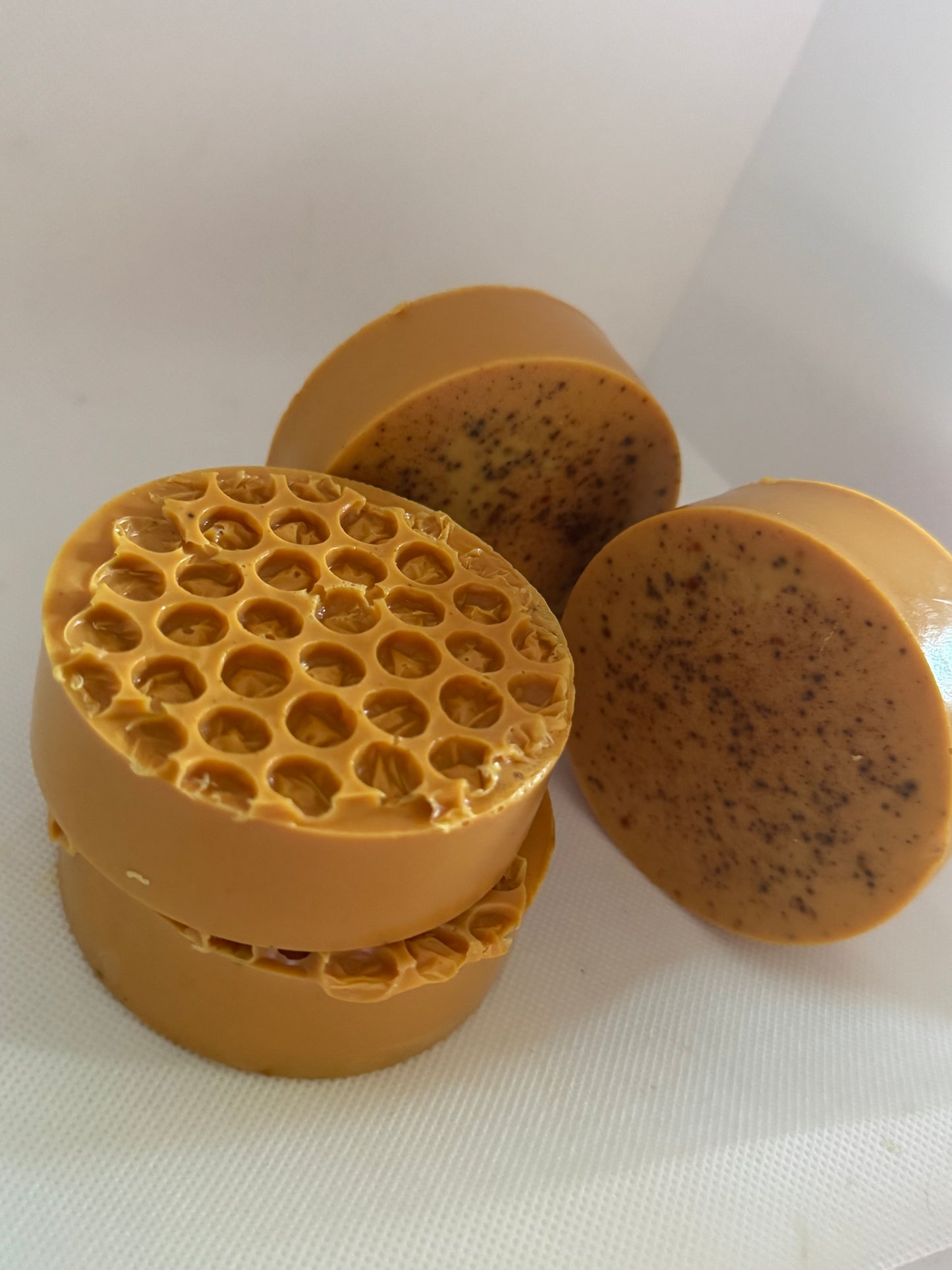 Turmeric & Goat milk bar